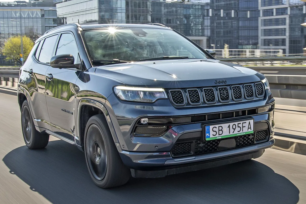 Zdjęcie Ile kosztuje Jeep Compass? Ceny, wersje i dostępne zniżki w Polsce