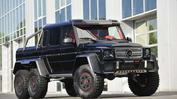 Zdjęcie G Class Mercedes 6x6 - niesamowite osiągi i luksus w terenie