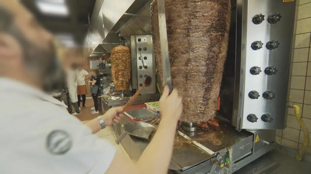Zdjęcie Ile jest kebabów w Polsce? Zaskakujące statystyki i fakty