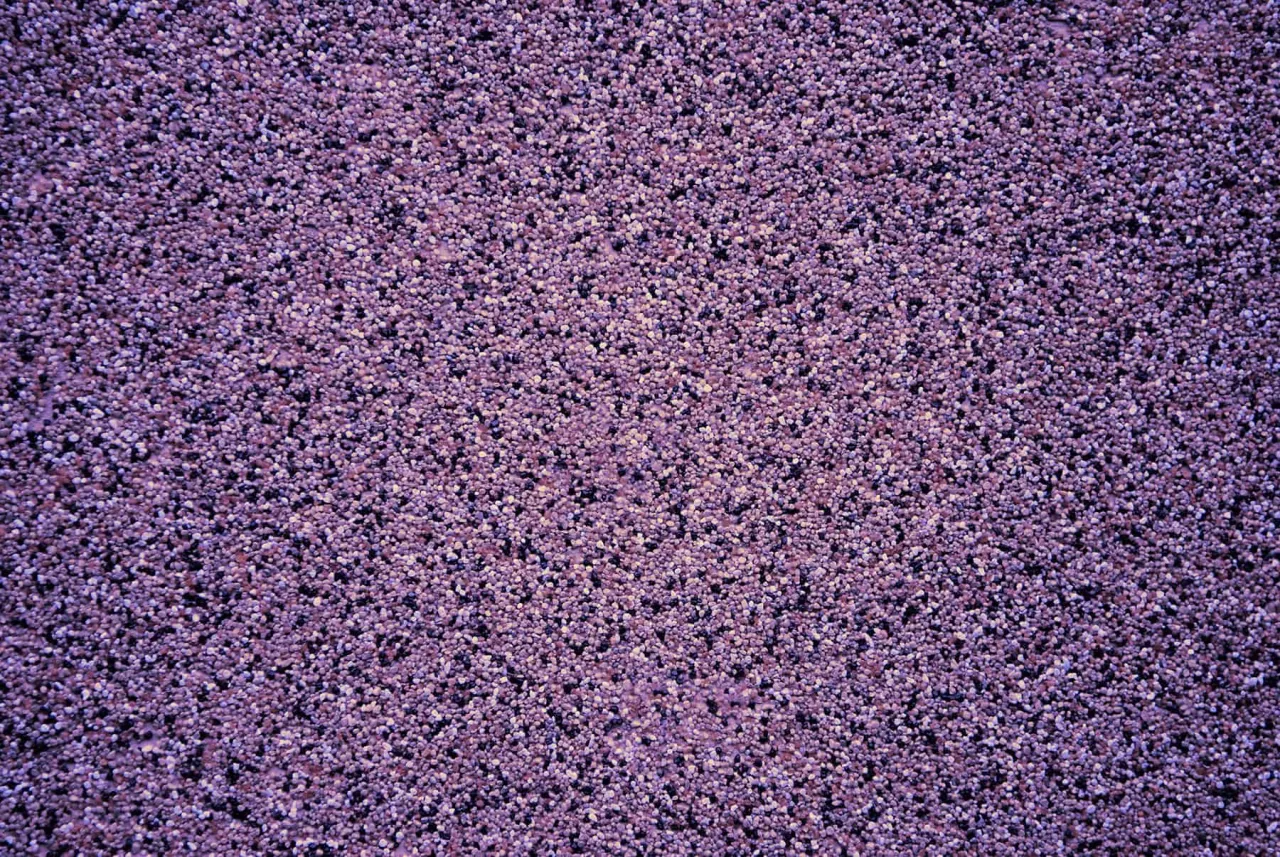 Zdjęcie Tynk mozaikowy wydajność 25 kg na ile metrów – uniknij strat materiału