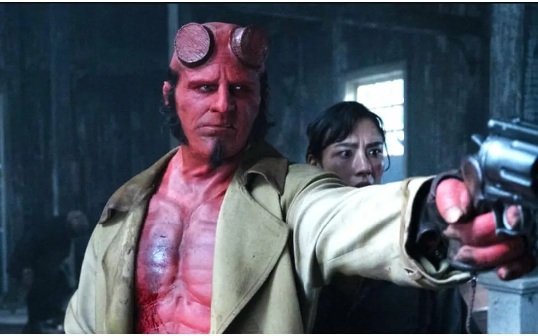 Zdjęcie Hellboy: Wzgórza Nawiedzonych - recenzja, która zaskakuje i wciąga