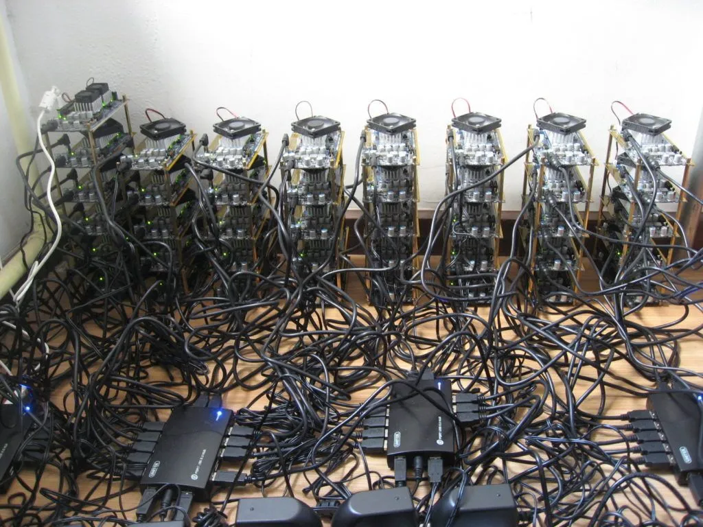 Zdjęcie Co to znaczy kopanie bitcoinów? Wyjaśniamy proces miningu