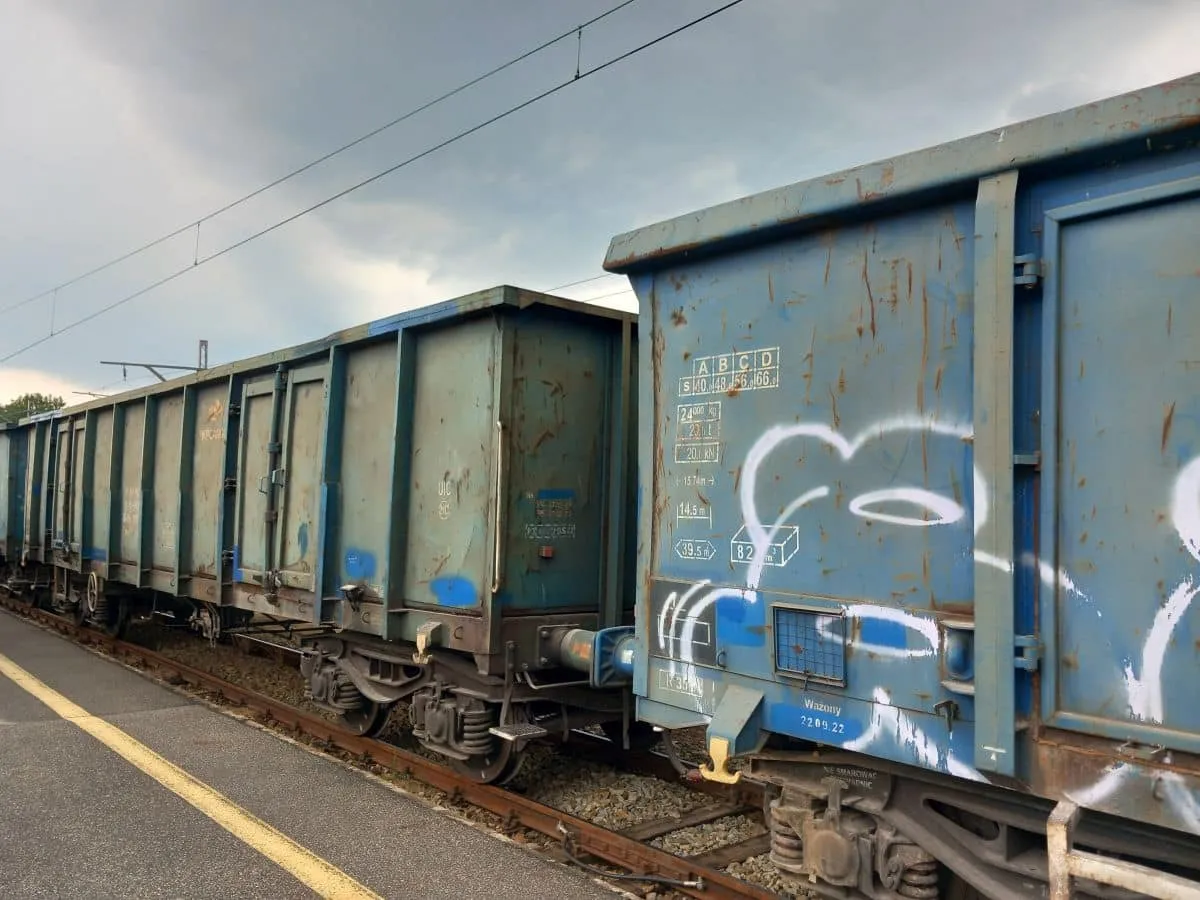 Zdjęcie Ile zarabia naczelnik PKP Cargo? Zaskakujące fakty o wynagrodzeniu