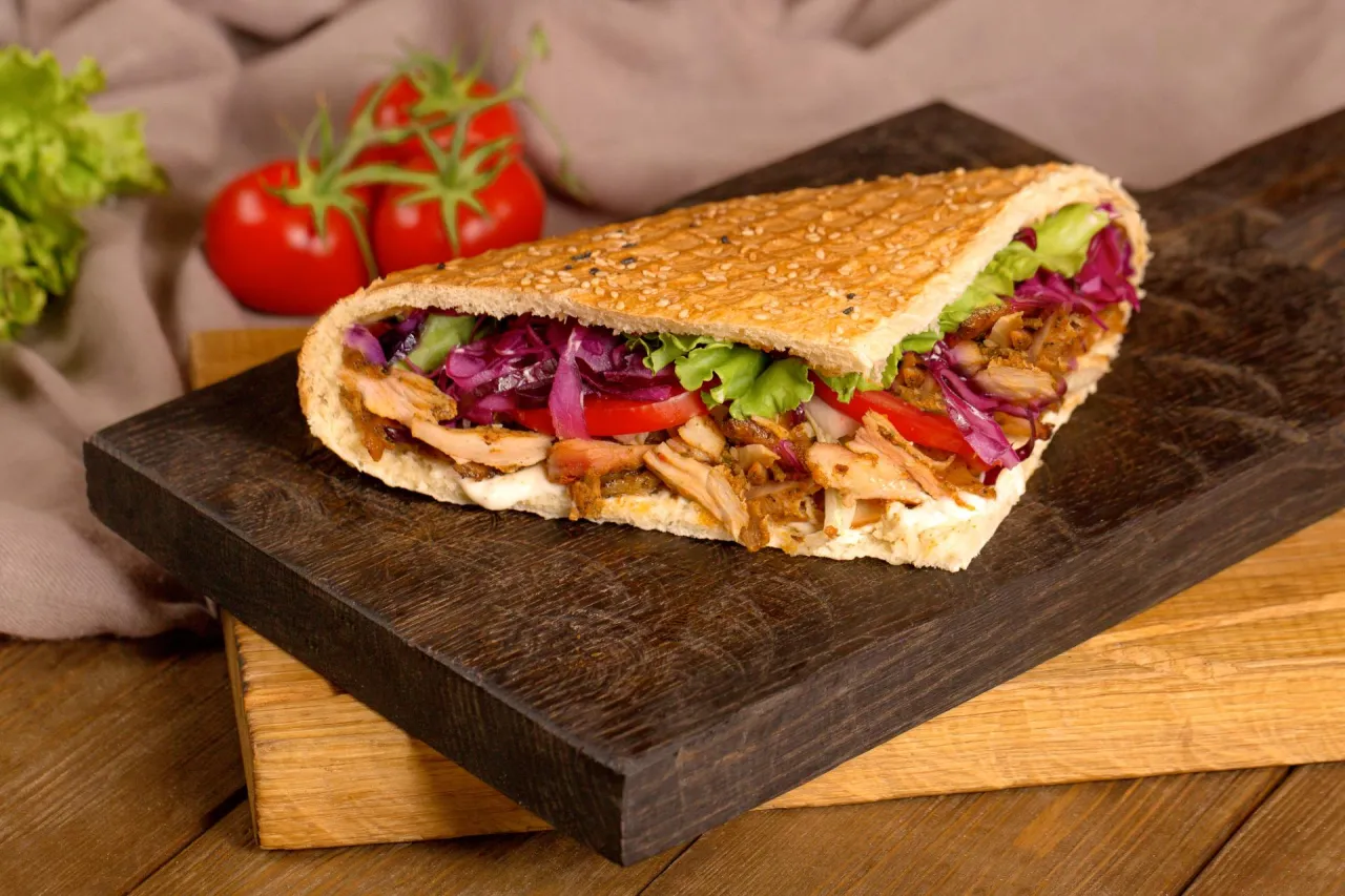 Zdjęcie Jak zrobić idealne mięso na kebab – prosty przepis i najlepsze porady