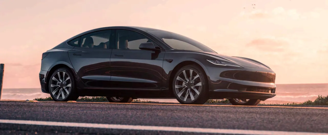 Zdjęcie Pojemność baterii Tesla - informacje, porady i najważniejsze kwestie.