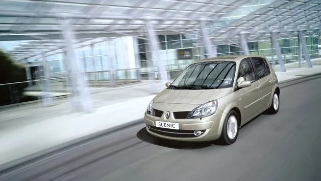 Zdjęcie Renault Scenic 3 jaki silnik wybrać, aby uniknąć problemów i kosztów