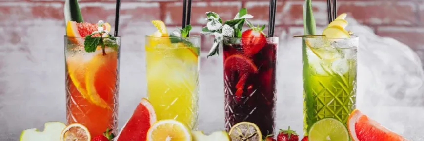 Zdjęcie Kolorowe drinki - proste przepisy na wyjątkowe koktajle na każdą okazję