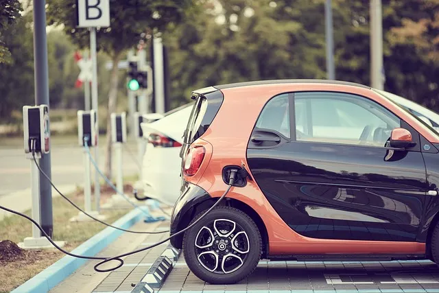 Zdjęcie Ile naprawdę trwa szybkie ładowanie samochodu elektrycznego? Sprawdź czynniki i oszczędź czas