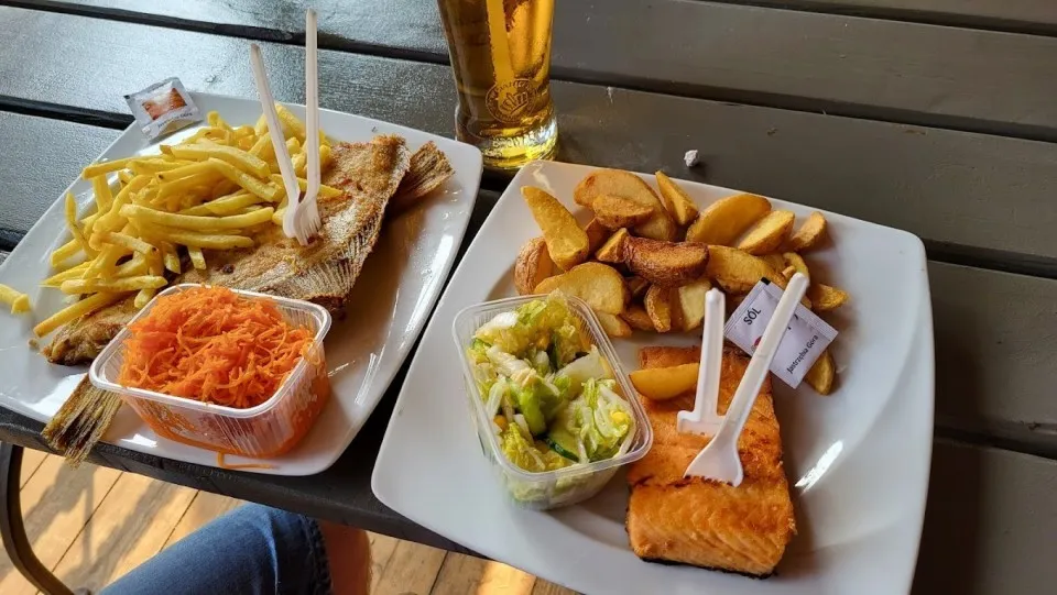 Zdjęcie Gdzie zjeść w Jastrzębiej Górze? Odkryj najlepsze restauracje i smaki