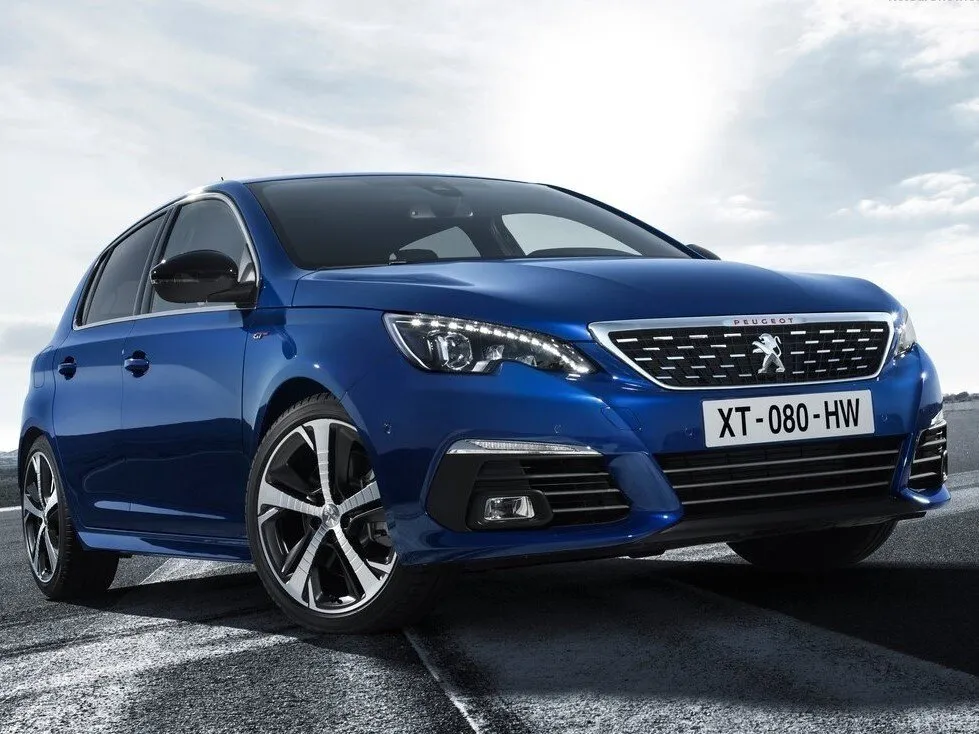 Zdjęcie Peugeot 308 jaki silnik wybrać, aby uniknąć wysokich kosztów paliwa?