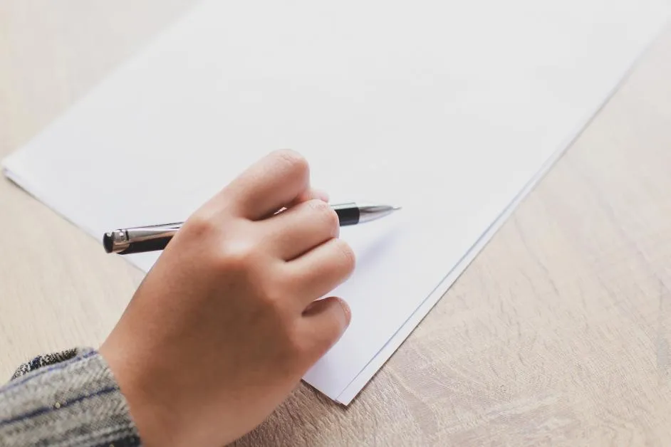 Zdjęcie Czy na umowie zlecenie dostaje się PIT? Sprawdź, co musisz wiedzieć