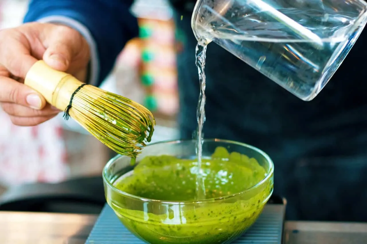Zdjęcie Ile kofeiny ma matcha? Zaskakujące różnice w porównaniu do kawy