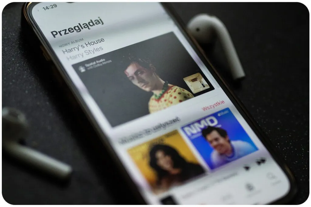 Zdjęcie Apple Music czy Spotify: Która platforma zapewnia lepszą muzykę?