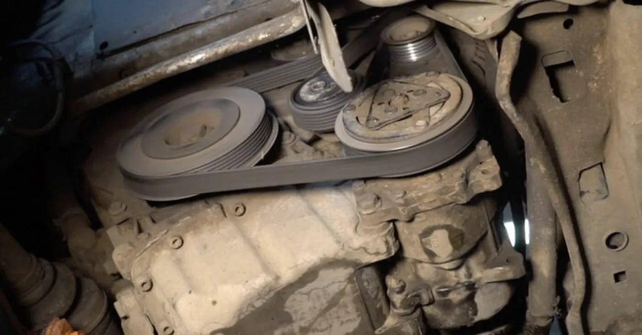 Zdjęcie Jak łatwo i bezpiecznie wymontować alternator w Citroenie Berlingo – krok po kroku
