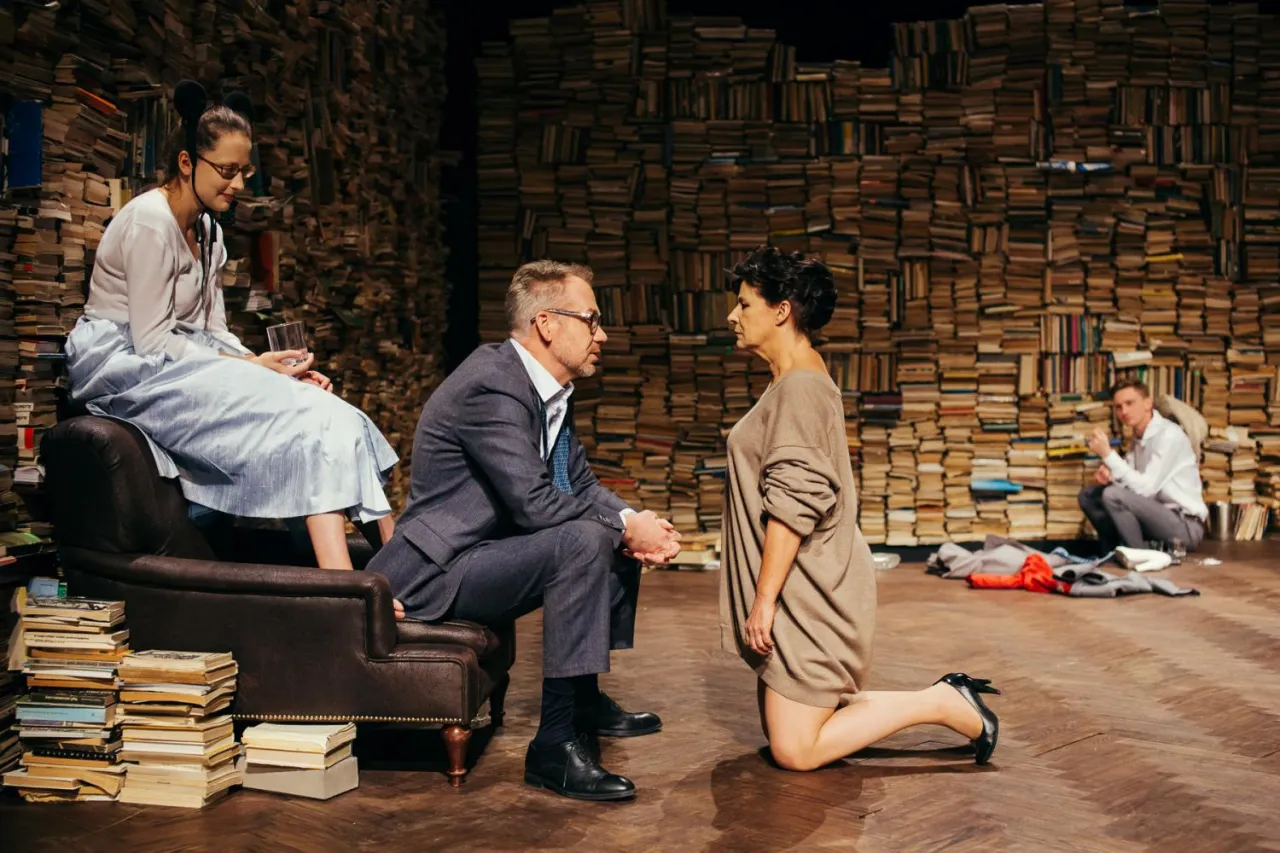 Zdjęcie Kto się boi Virginii Woolf? Odkryj tajemnice spektaklu teatralnego