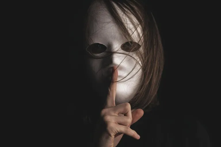 Zdjęcie Czy słowo teatr ma tylko jedno znaczenie? Odkryj jego różnorodność