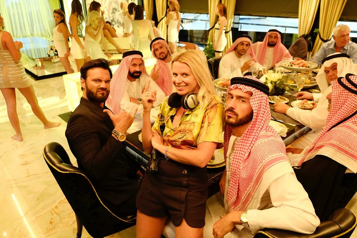 Zdjęcie Dziewczyny z Dubaju - kto jest kim w skandalu i co mówią fora