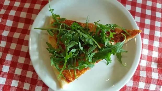 Zdjęcie Jak zrobić ciasto na pizzę, które zachwyci smakiem i teksturą