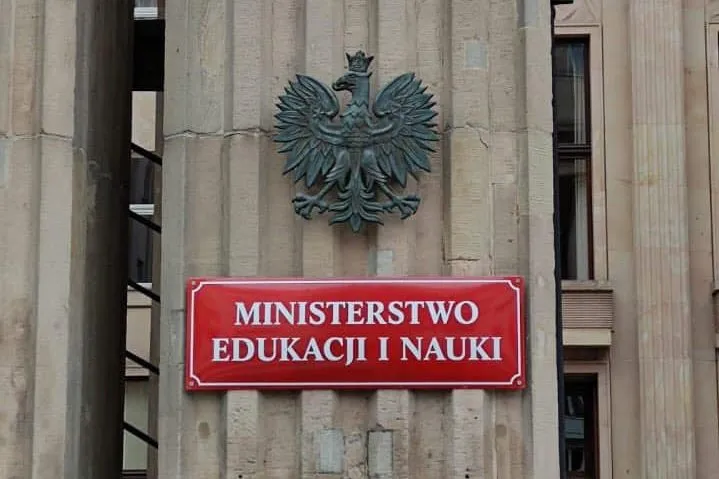 Zdjęcie Czy nauczyciel religii może być wychowawcą? Oto ważne przepisy