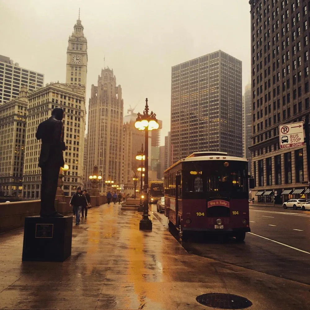 Zdjęcie Gdzie leży Chicago? Odkryj tajemnice lokalizacji tego miasta