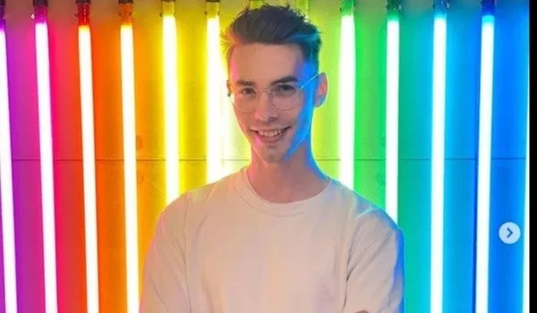 Zdjęcie Ile lat ma Wojan? Poznaj wiek popularnego influencera!