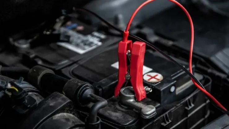 Zdjęcie Kurs na elektryka samochodowego - wszystko co musisz wiedzieć na start