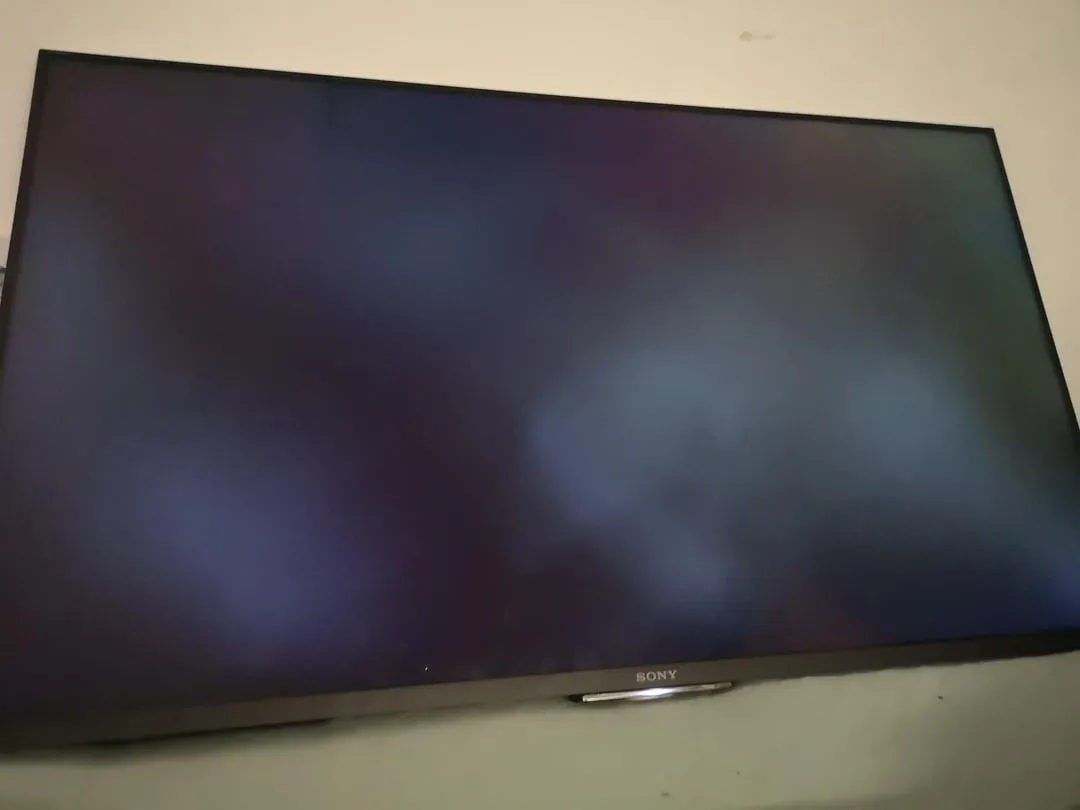Zdjęcie Jak zresetować telewizor Sony i naprawić problemy z działaniem