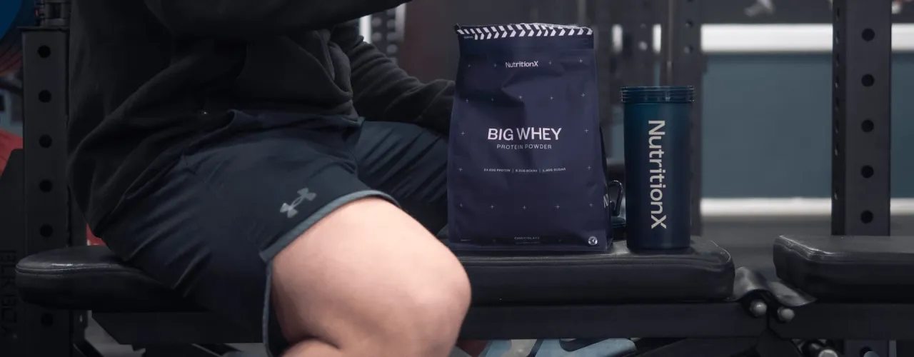 Zdjęcie Baton proteinowy przed czy po treningu – co wybrać dla lepszej regeneracji?