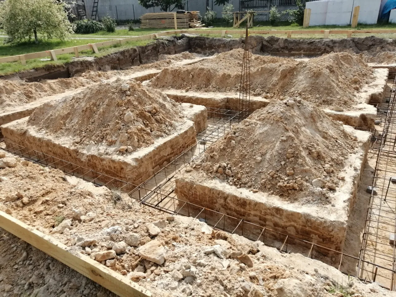 Zdjęcie Dom bez ławy fundamentowej: Co musisz wiedzieć przed budową