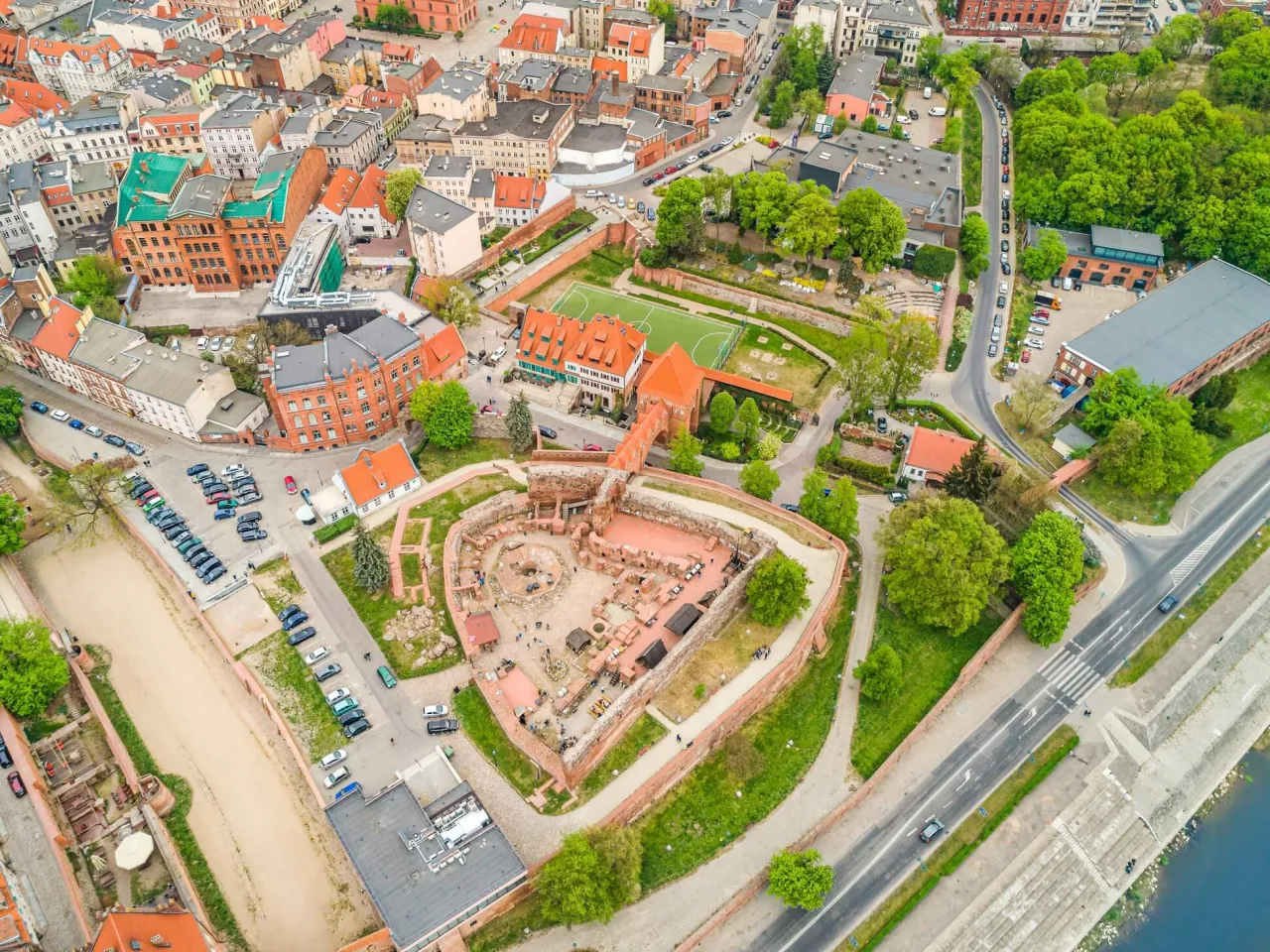 Zdjęcie Zamek w Toruniu: Fascynująca historia i tajemnice, które musisz poznać