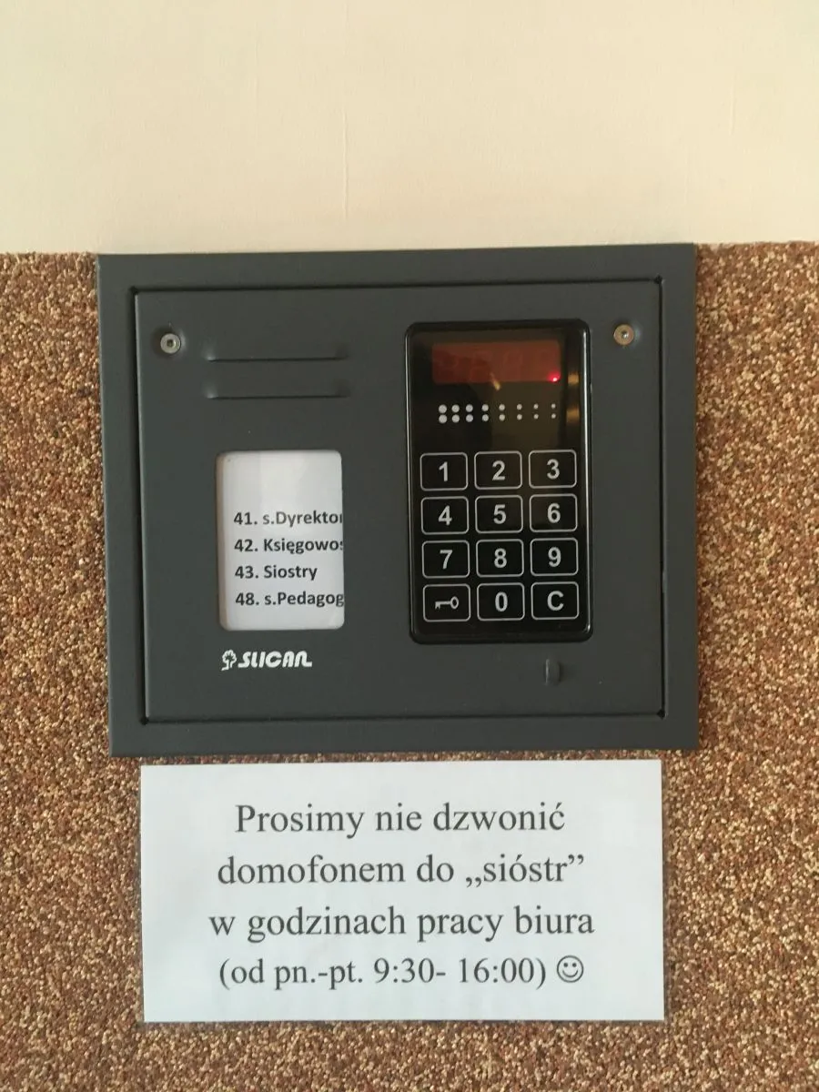 Zdjęcie Jak wpisać kod do domofonu: 6 kroków dla bezpiecznego dostępu