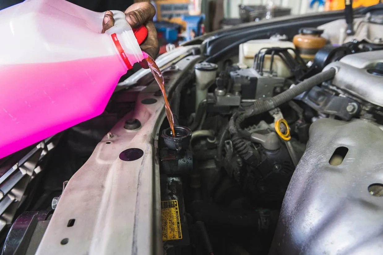 Zdjęcie Kühlflüssigkeit richtig warten: So vermeiden Sie teure Motorschäden