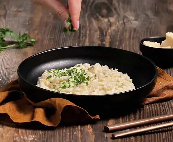 Zdjęcie Jaki ser do risotto zamiast parmezanu? Oto najlepsze zamienniki