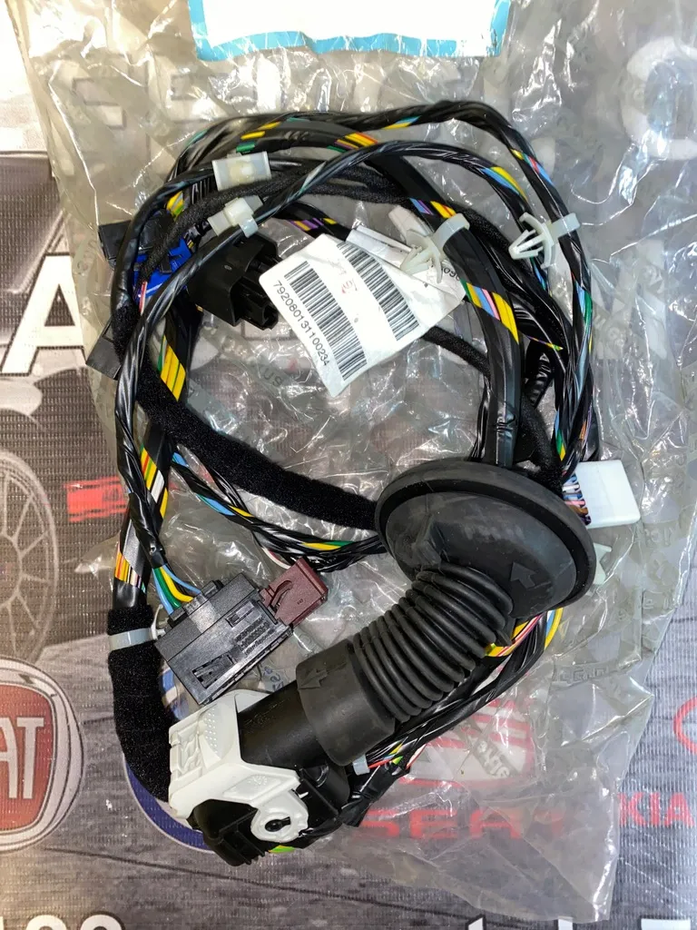 Zdjęcie Wiązka elektryczna drzwi Grande Punto - jak uniknąć kosztownych napraw?