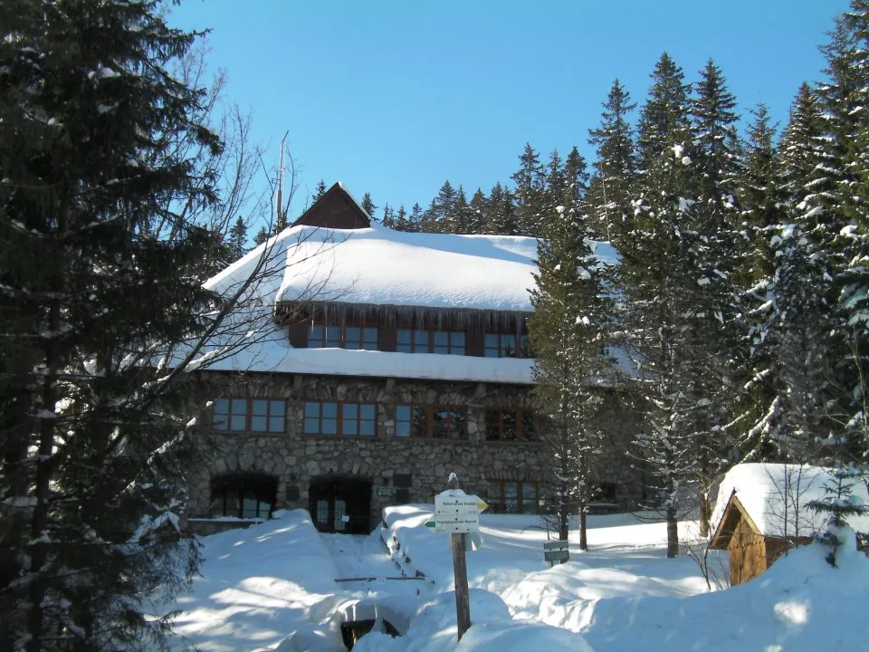 Zdjęcie Aktualne ceny w schronisku Dolina Chochołowska: noclegi i wyżywienie