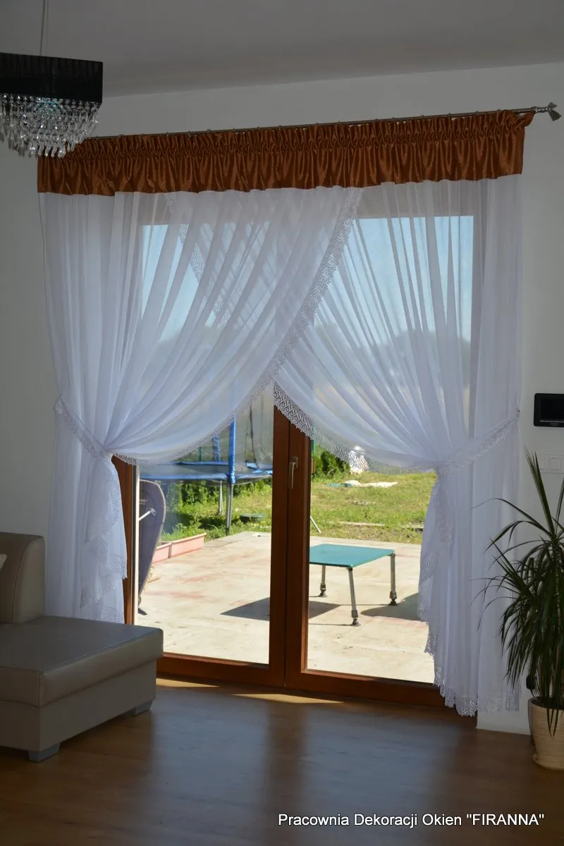 Zdjęcie Jakie firany na okno tarasowe wybierać, by uzyskać efekt wow?