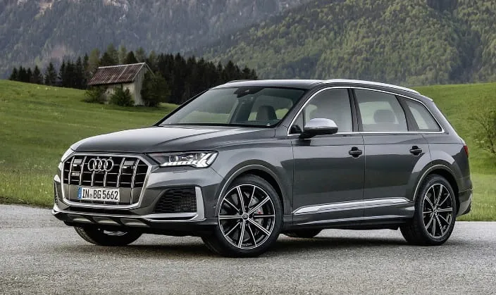 Zdjęcie Audi Q7: Luksusowy SUV, który zaskakuje osiągami i komfortem