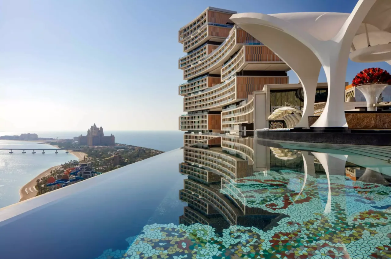 Zdjęcie Ile kosztuje hotel w Dubaju? Zaskakujące ceny noclegów w 2023