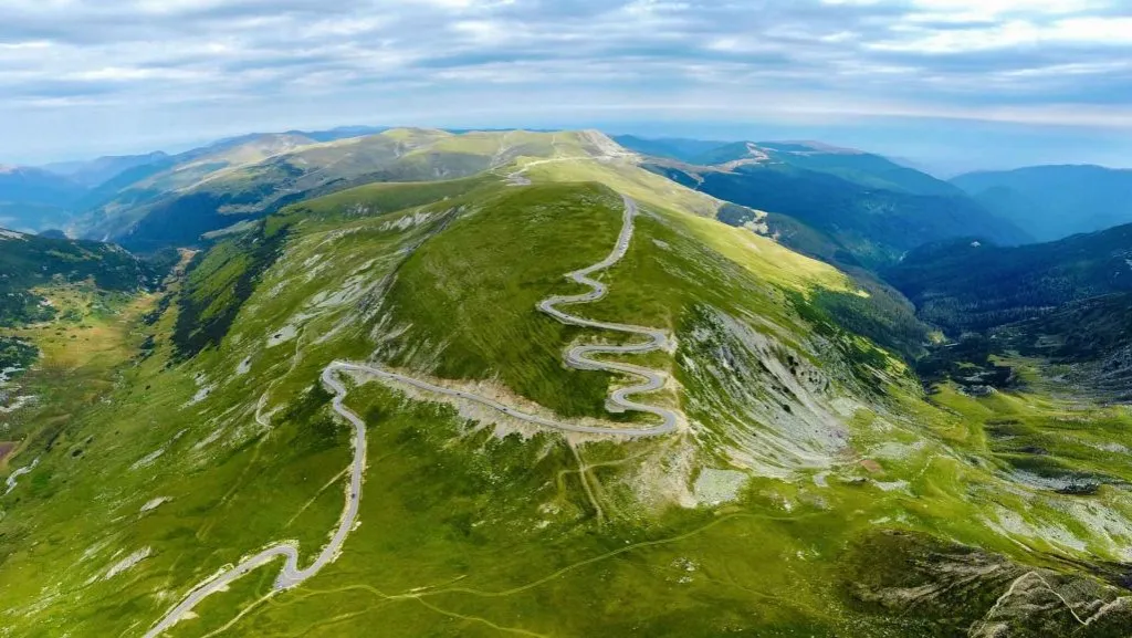 Zdjęcie Najlepsze trasy motocyklowe mapa – odkryj ukryte skarby Europy