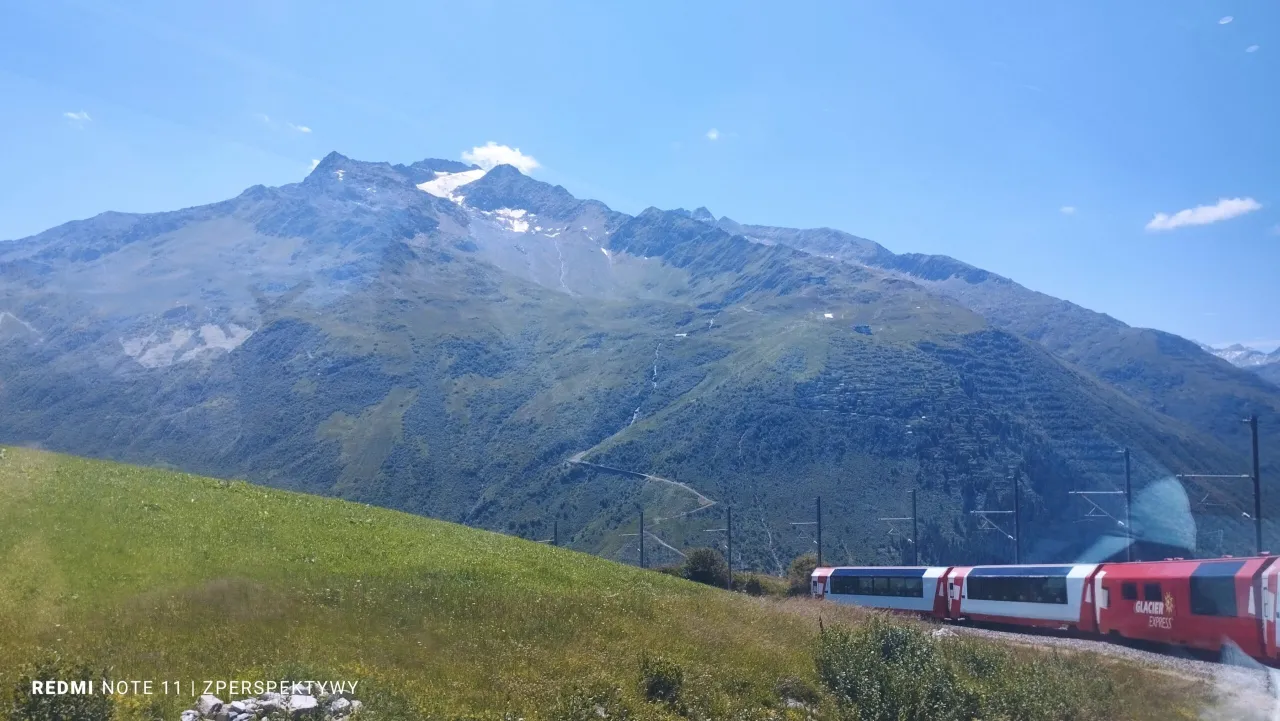 Zdjęcie Jak dojechać samochodem do Glacier Express i uniknąć wysokich kosztów
