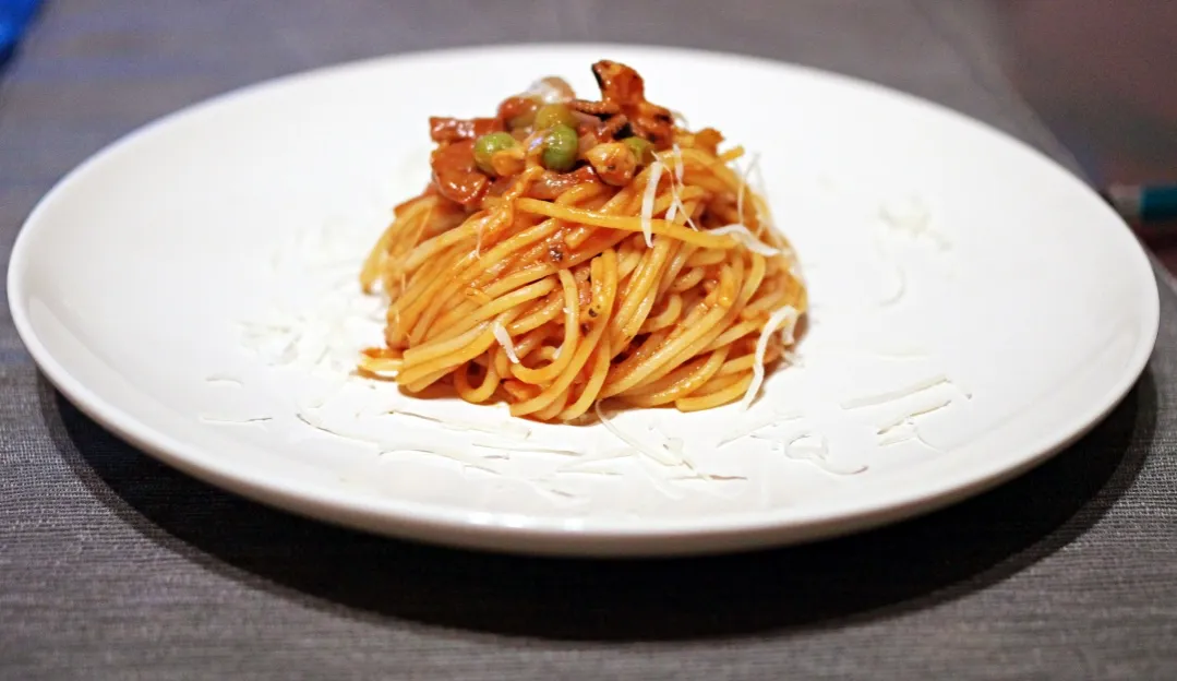 Zdjęcie Szybkie spaghetti z chorizo, które zachwyci Twoje podniebienie