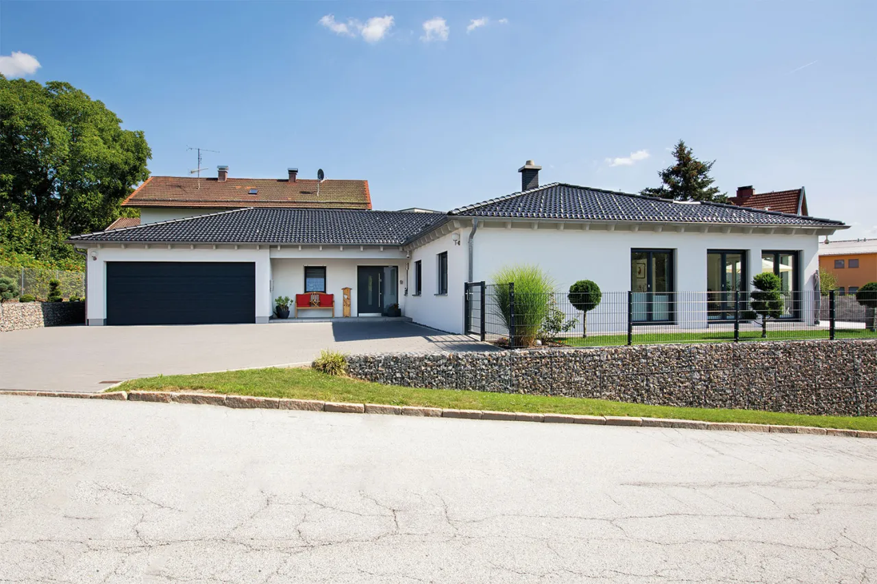 Zdjęcie Bungalow mit Keller und Doppelgarage: Vorteile für Ihr Traumhaus