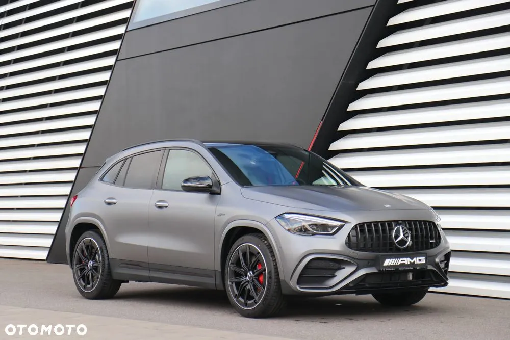 Zdjęcie Mercedes-Benz GLA AMG - Poznaj mocne strony i unikalne cechy modelu