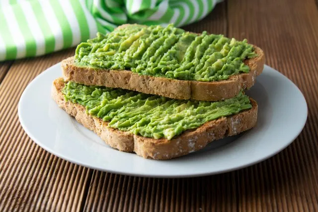 Zdjęcie Jak zrobić guacamole na szybko - prosty przepis na smaczną pastę