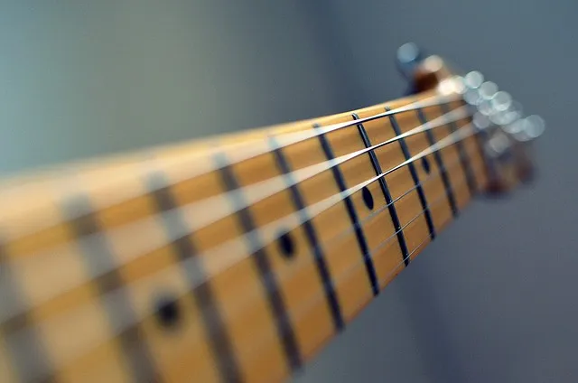 Zdjęcie Jak kupić gitarę elektryczną - uniknij najczęstszych błędów początkujących