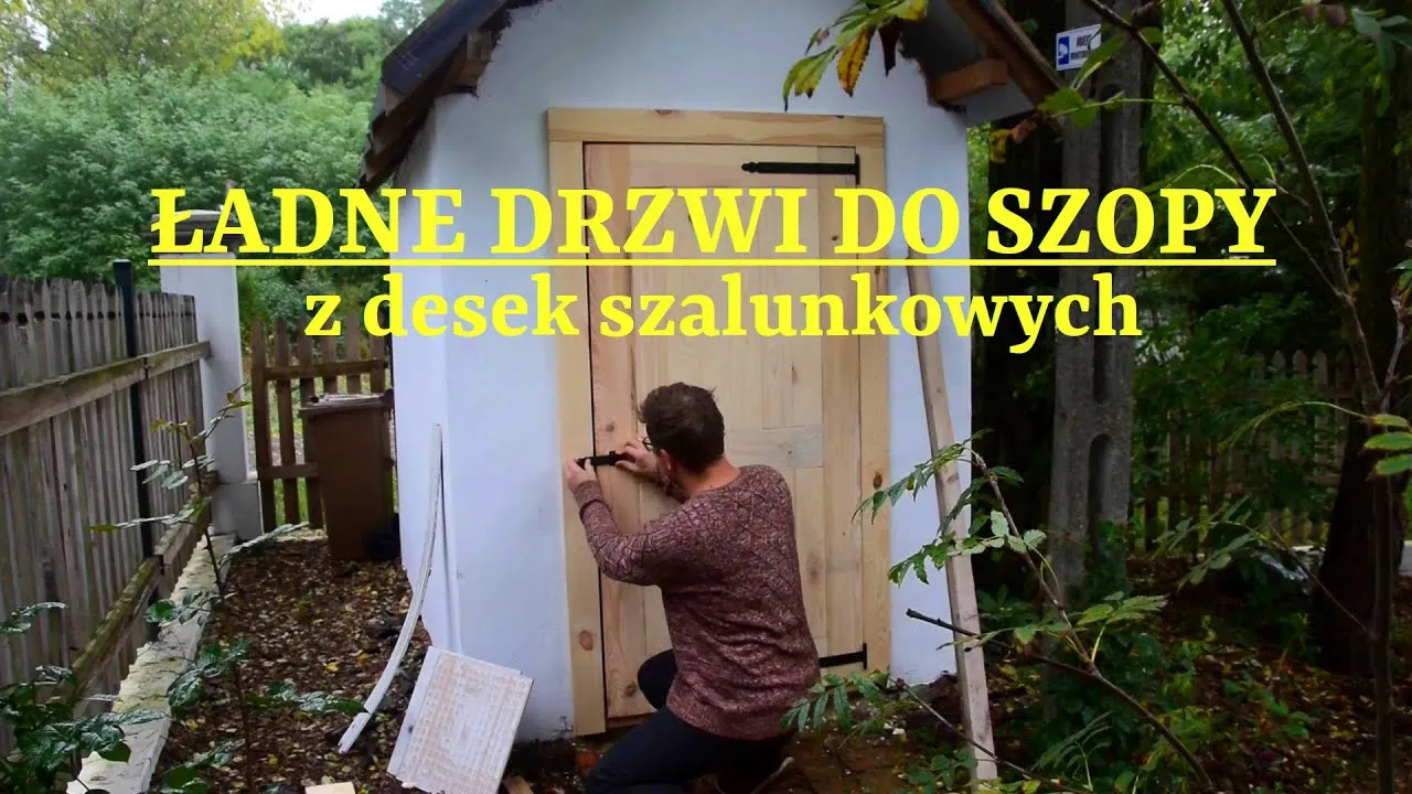 Zdjęcie Jak zrobić drzwi z desek do szopy - proste kroki i porady, które zdziałają cuda