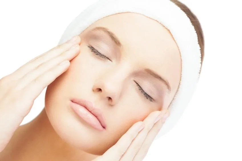 Zdjęcie Cómo hacerme limpieza facial en casa: pasos sencillos y efectivos