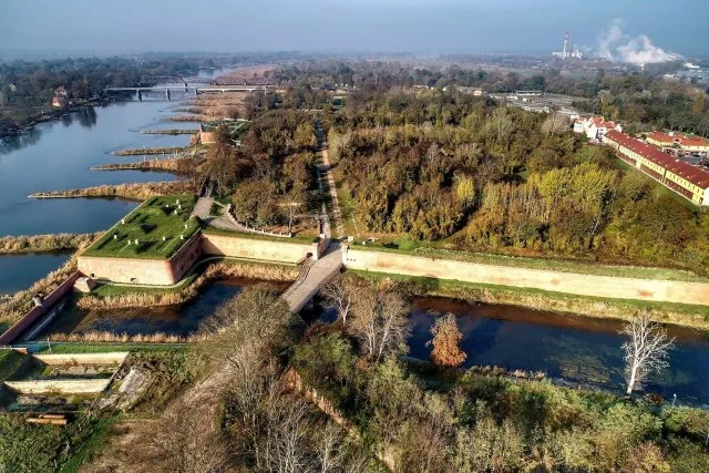 Zdjęcie Kostrzyna i okolice – weekendowe atrakcje poza miastem