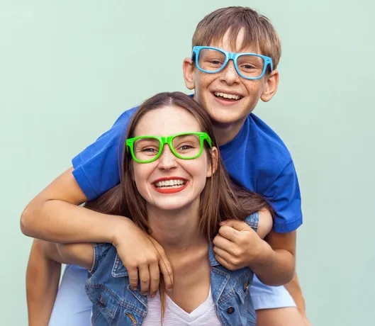 Zdjęcie Czy wzrok może się naprawić? Fakty o poprawie widzenia i wady wzroku