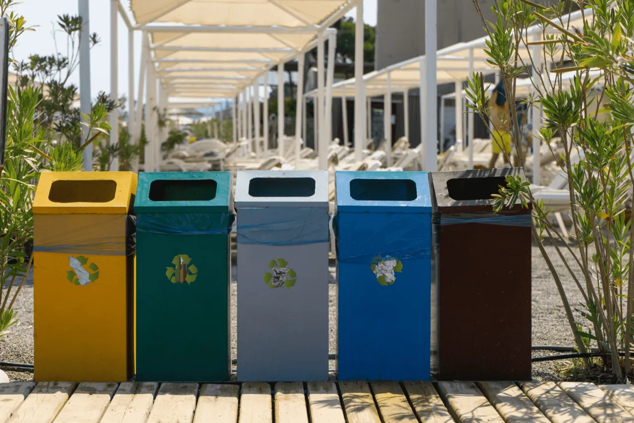 Zdjęcie Gdzie wyrzucić lampę? Bezpieczna utylizacja i recykling oświetlenia